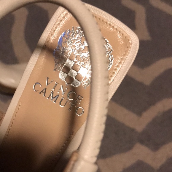 Heels - Picture 2 of 15